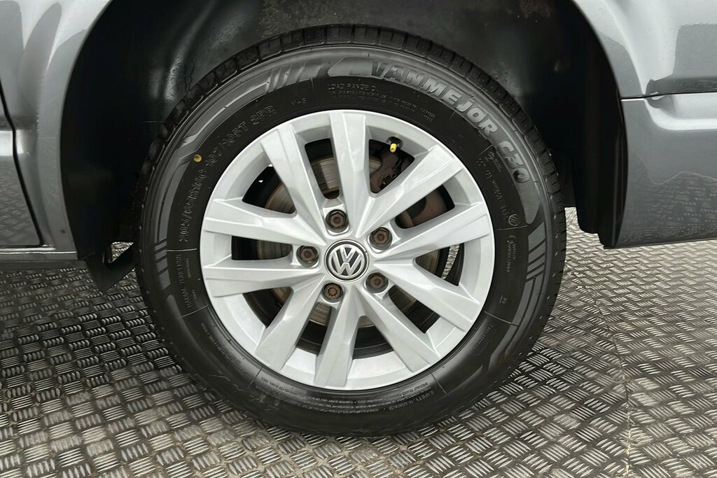Volkswagen Transporter T28 Panel Van Highline Swb 150 Ps 2.0 Tdi 6Sp Manu Grey #5