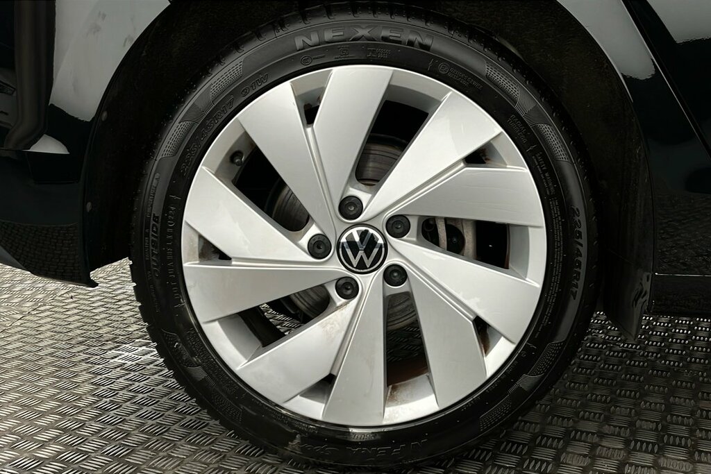 Volkswagen Golf Hatch Match 1.5 Etsi 150Ps 7-Speed Dsg Black #5