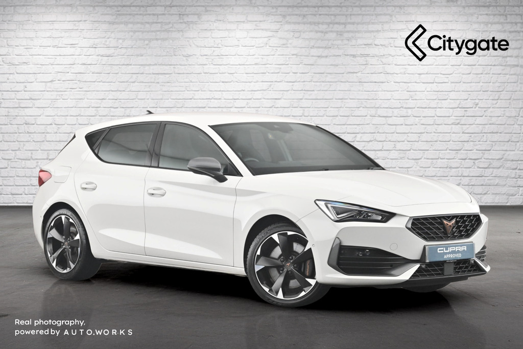 Cupra Leon Hatch Vz1 2.0 Tsi 245 7-Speed White