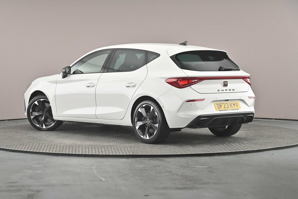 Cupra Leon Hatch Vz1 2.0 Tsi 245 7-Speed White #3