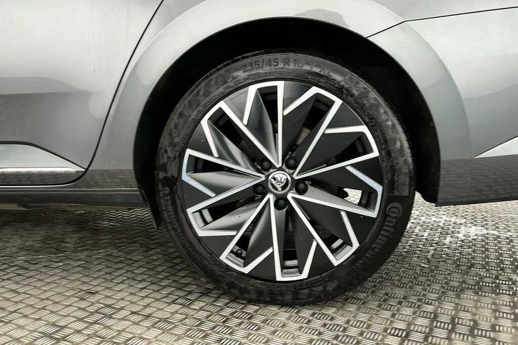 Skoda Superb Lk 1.4 Tsi Iv 218Ps Dsg Grey #5