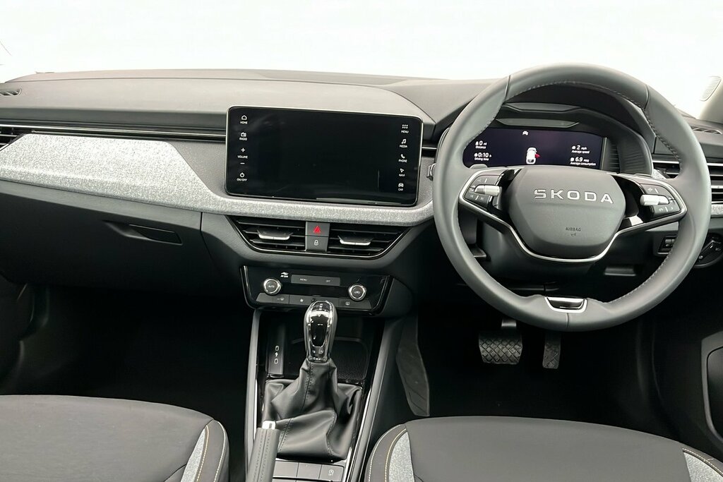 Skoda Scala 1.0 Tsi 116 Se Dsg Grey #9