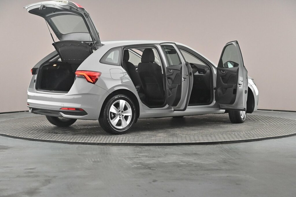 Skoda Scala 1.0 Tsi 116 Se Dsg Grey #47