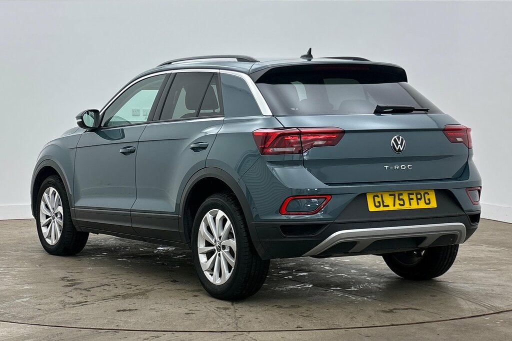 Volkswagen T-Roc Match 1.5 Tsi 150Ps 6-Speed Blue #3