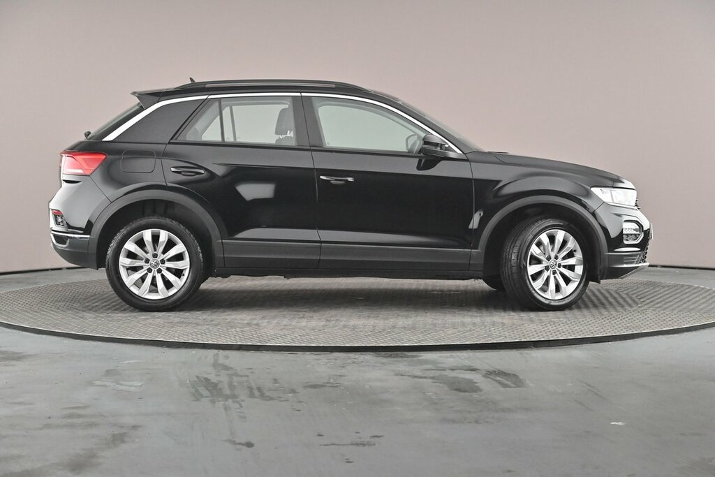 Volkswagen T-Roc Se 1.6 Tdi Scr 115Ps 6-Speed Black #4