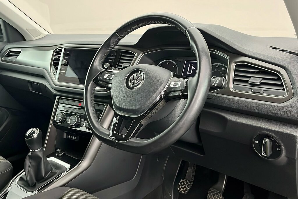 Volkswagen T-Roc Se 1.6 Tdi Scr 115Ps 6-Speed Black #6