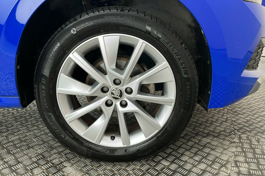 Skoda Kamiq Se 1.0 Tsi 110 Ps Dsg Blue #5
