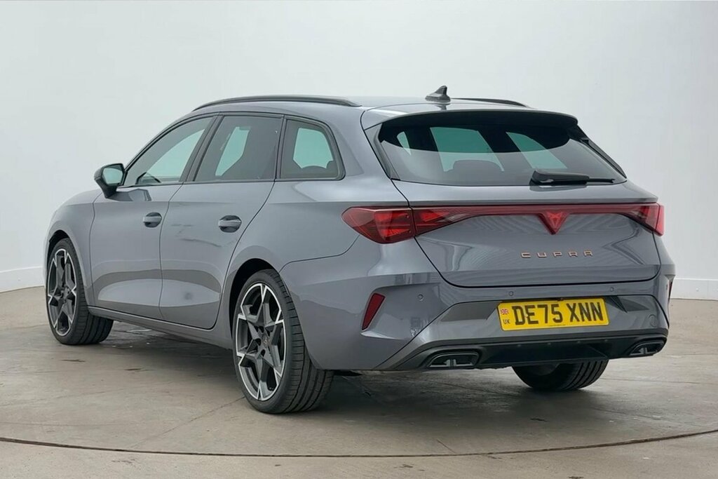 Cupra Leon V2 1.5 Etsi 150 7-Speed Grey #3