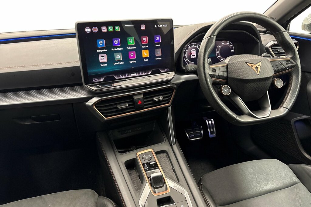 Cupra Leon Hatch V2 1.5 Etsi 150 7-Speed Grey #2