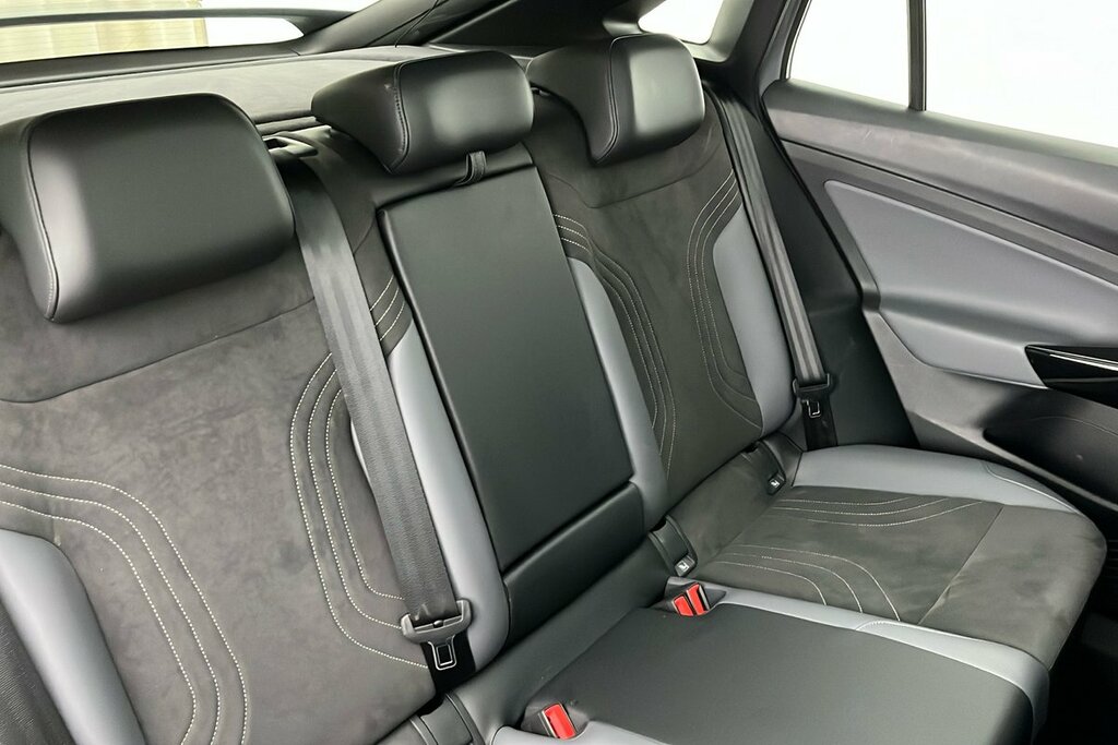 Volkswagen ID.5 150Kw Style Pro Performance 77Kwh White #11