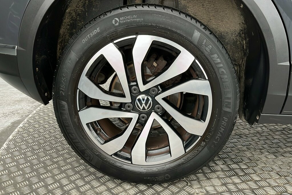Volkswagen T-Roc Active 1.5 Tsi 150Ps Evo 7-Speed Dsg Grey #5