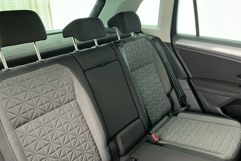 Volkswagen Tiguan Elegance Blue #10