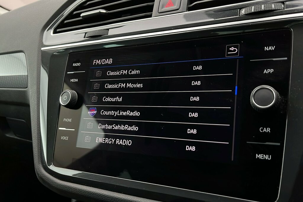 Volkswagen Tiguan Elegance Blue #14