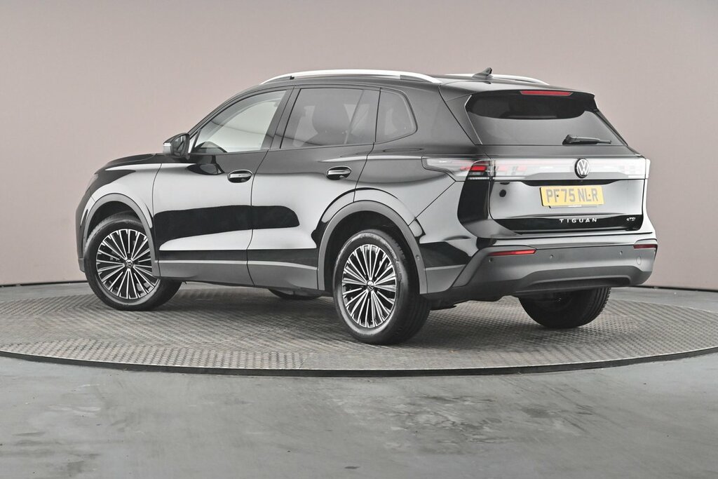 Volkswagen Tiguan Match 1.5 Etsi 150 Ps 7-Speed Dsg Black #3