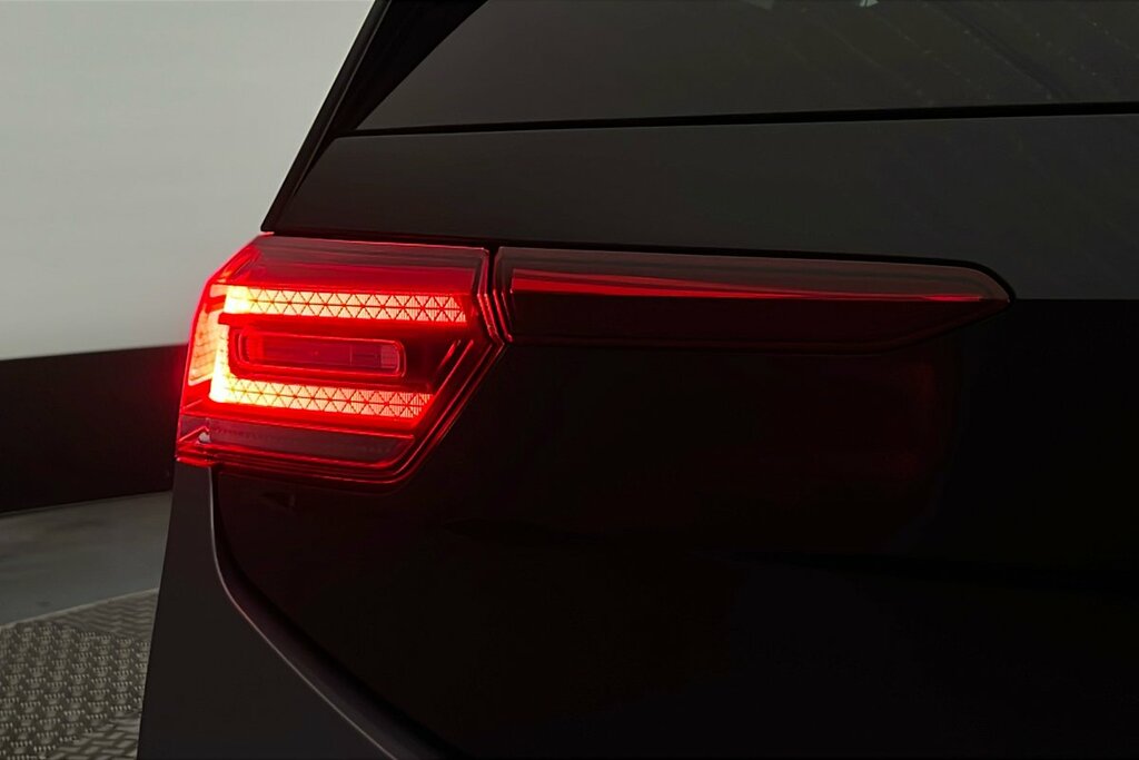 Volkswagen ID.3 58Kwh Life Grey #32
