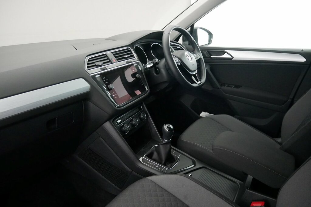 Volkswagen Tiguan Match 1.5 Tsi Evo 2Wd 150Ps 6-Speed Grey #2