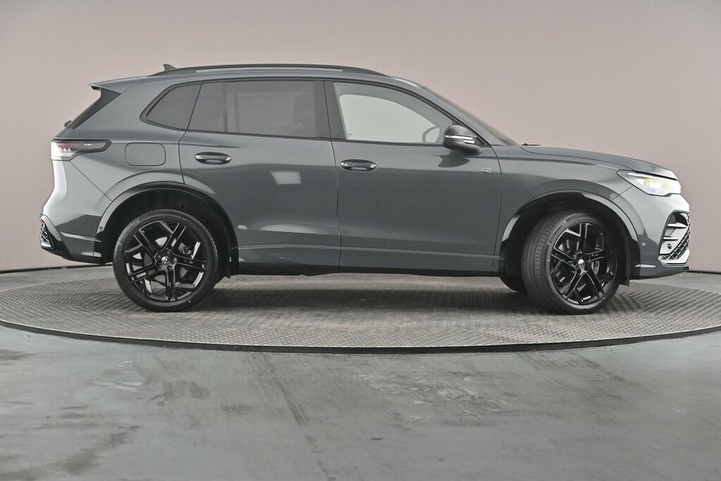 Volkswagen Tiguan R-line 1.5 Tsi Ehybrid 272Ps 6-Speed Dsg Grey #4