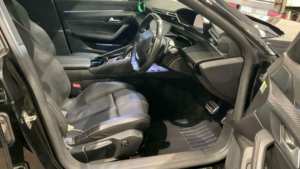 Peugeot 508 SW 1.6 11.8Kwh Gt Line Eat Euro 6 Ss Black #4
