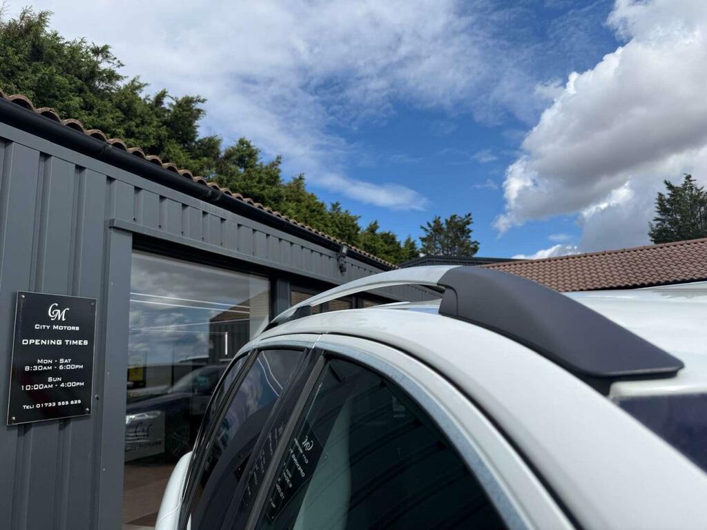 Volvo XC90 2.4 D5 Se Geartronic 4Wd Euro 5 White #5