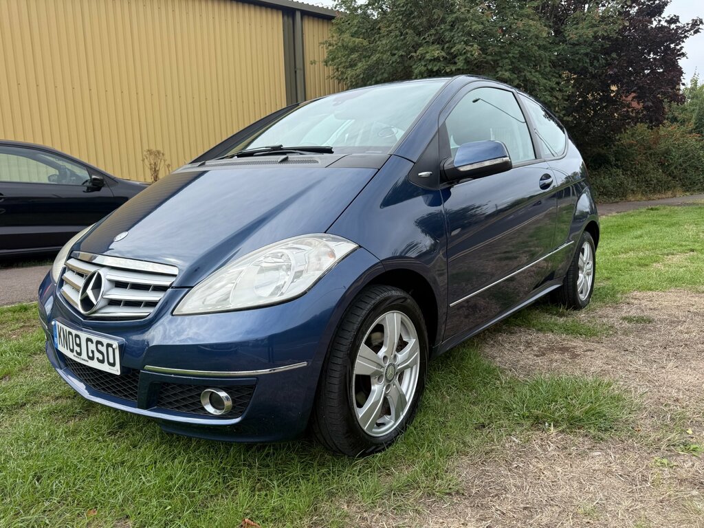 Mercedes-Benz A Class 2.0 A180 Cdi Avantgarde Se Hatchback Ma Blue #2