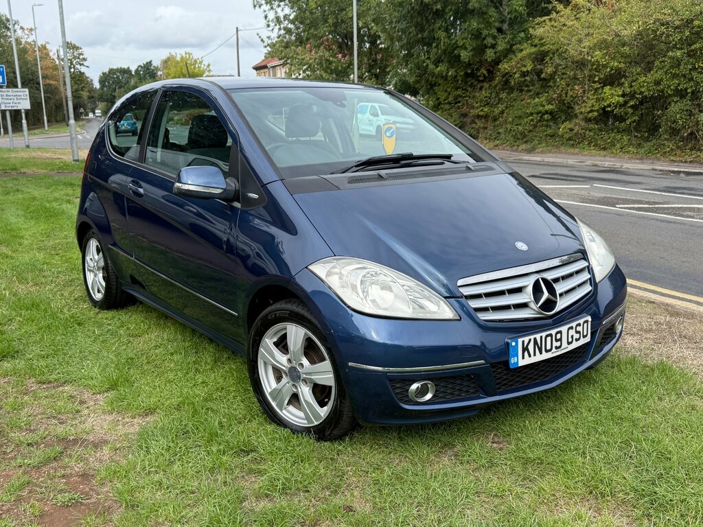 Mercedes-Benz A Class 2.0 A180 Cdi Avantgarde Se Hatchback Ma Blue
