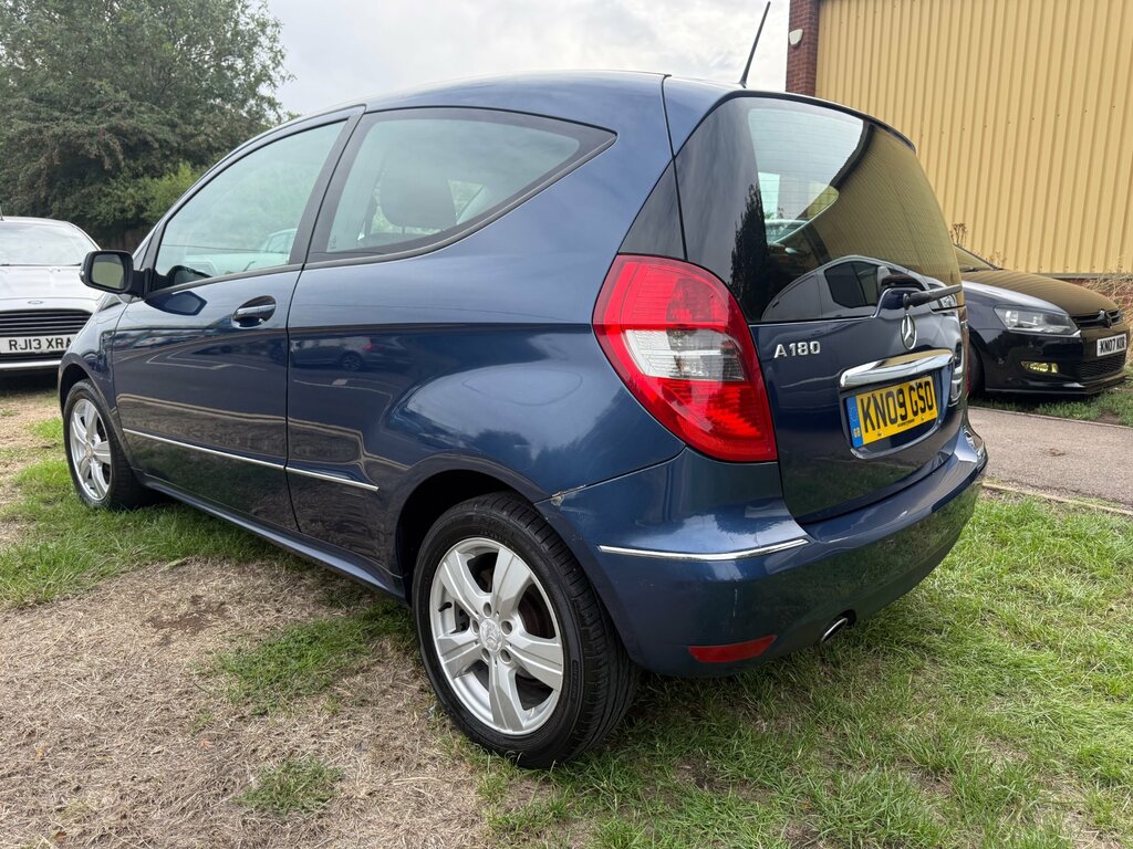 Mercedes-Benz A Class 2.0 A180 Cdi Avantgarde Se Hatchback Ma Blue #6