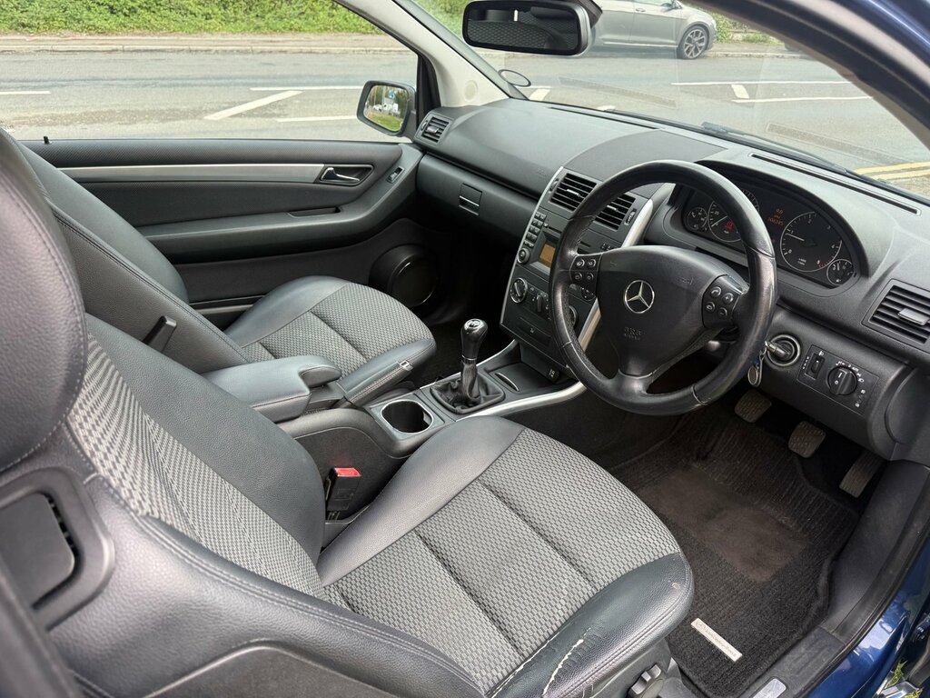 Mercedes-Benz A Class 1.5 A160 Elegance Grey #9