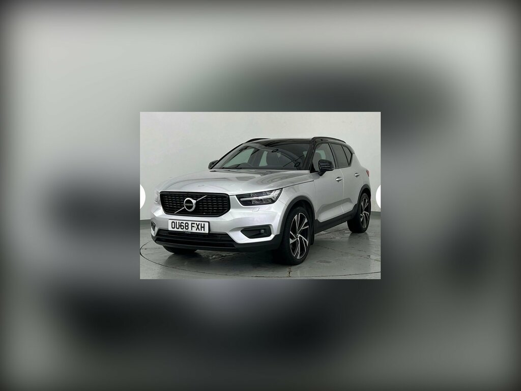 Volvo XC40 1.5 T3 Momentum #1
