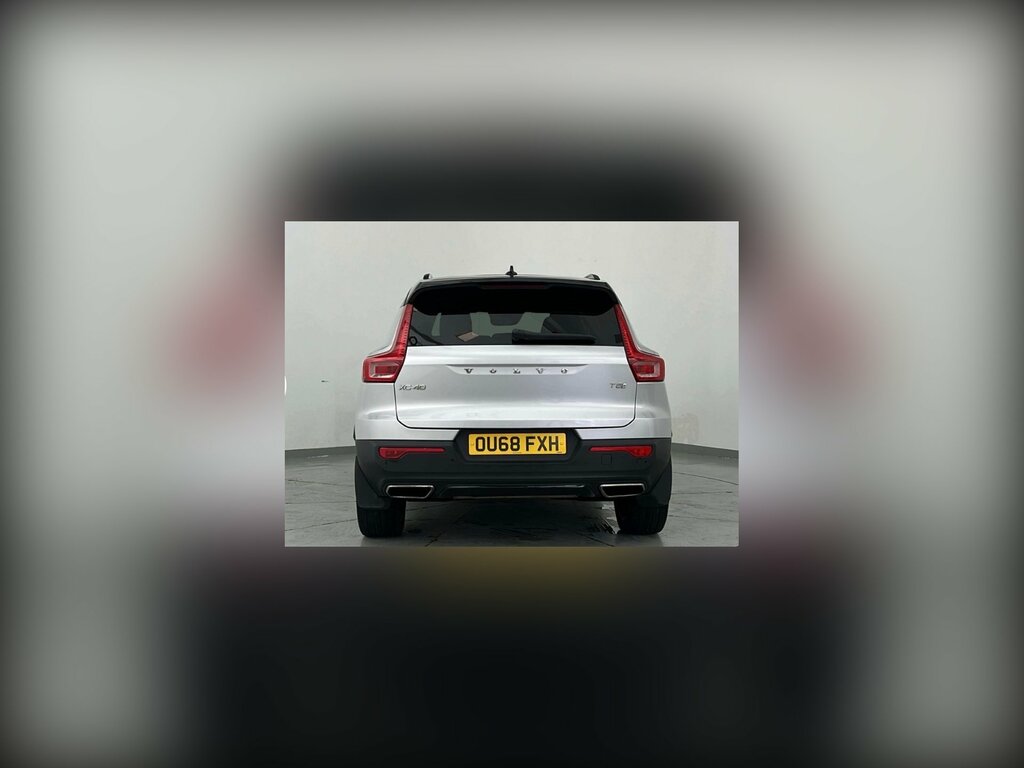 Volvo XC40 1.5 T3 Momentum #4