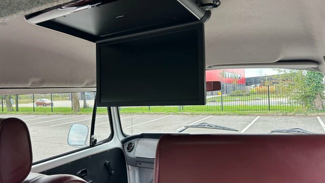 Volkswagen Campervan T30 Tdi Shuttle Se Black #26