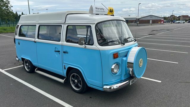 Volkswagen Campervan Estate White #2