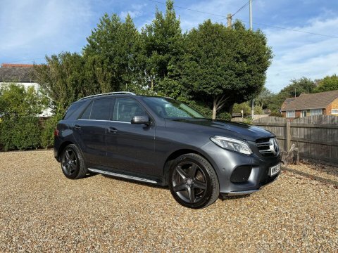 Mercedes-Benz GLE Class Diesel White #4