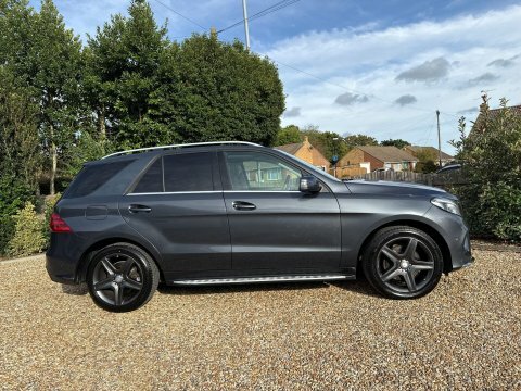 Mercedes-Benz GLE Class Diesel White #5