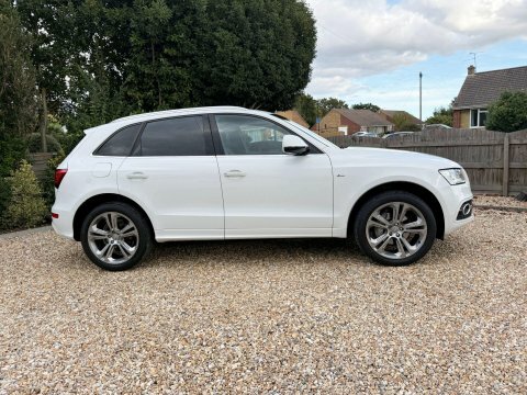 Audi Q5 3.0 Sq5 Tdi Quattro 322 Bhp Black #4