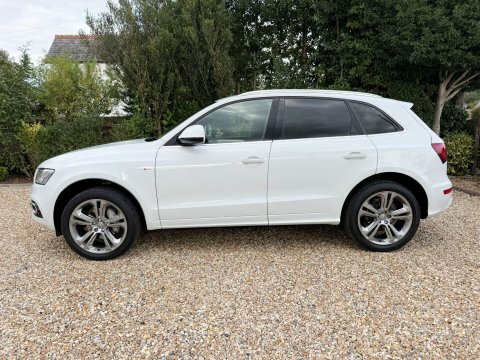 Audi Q5 3.0 Sq5 Tdi Quattro 322 Bhp Black #3