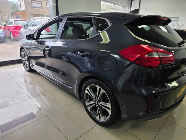 Kia Ceed 1.6 Crdi Isg Gt-line White #30