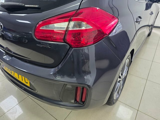 Kia Ceed 1.6 Crdi Isg Gt-line White #33