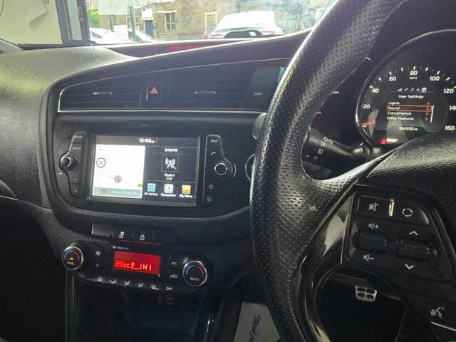 Kia Ceed 1.6 Crdi Isg Gt-line White #9