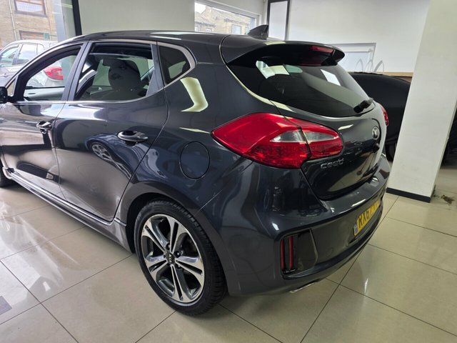 Kia Ceed 1.6 Crdi Isg Gt-line White #32