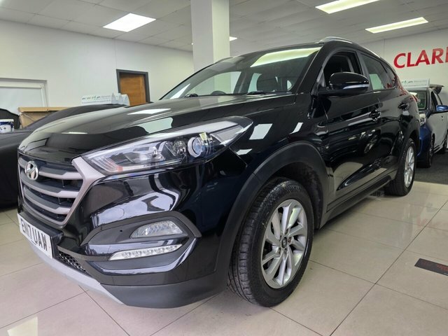 Hyundai Tucson Suv Black #2