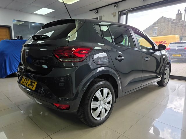 Dacia Sandero Hatchback Grey #3