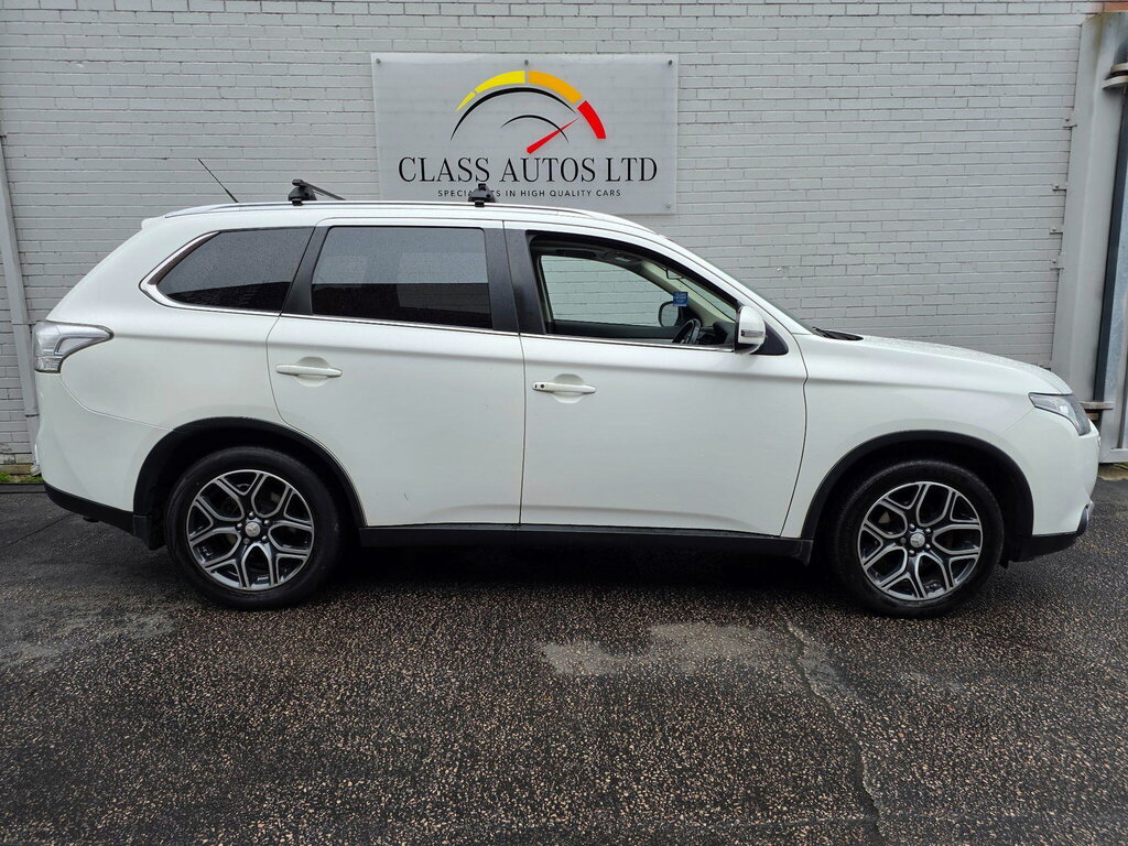 Mitsubishi Outlander Di-d Gx4 U4250 White #9