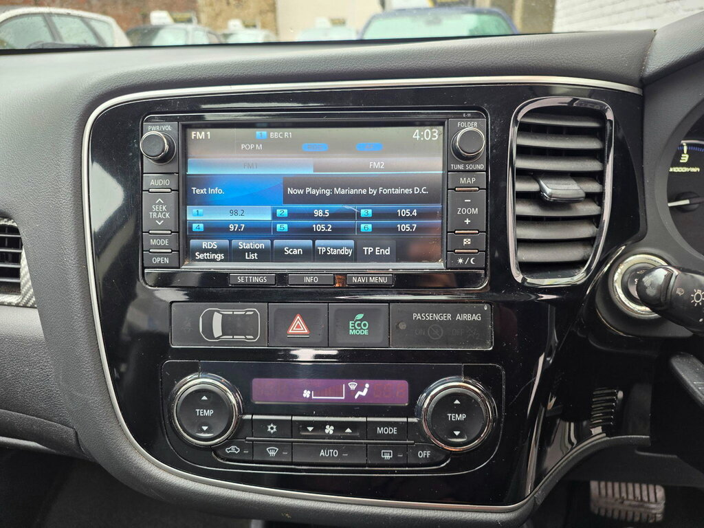 Mitsubishi Outlander Di-d Gx4 U4250 White #27