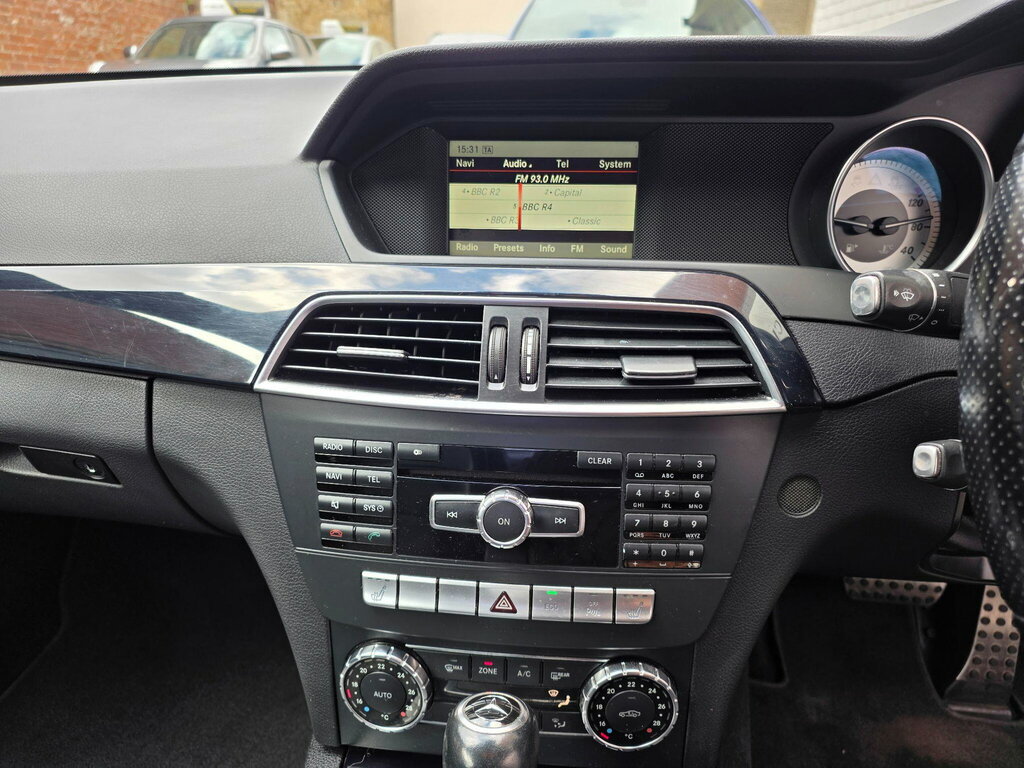 Mercedes-Benz C Class C350 Cdi Blueefficiency Amg Sport Plus Black #20