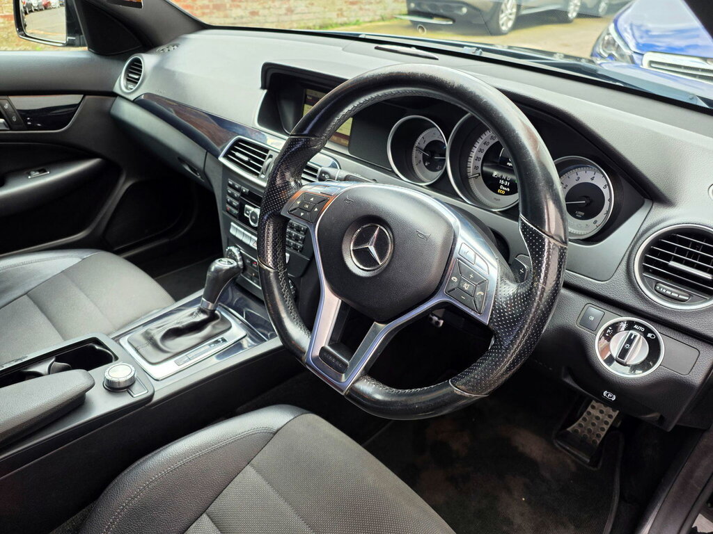 Mercedes-Benz C Class C350 Cdi Blueefficiency Amg Sport Plus Black #11
