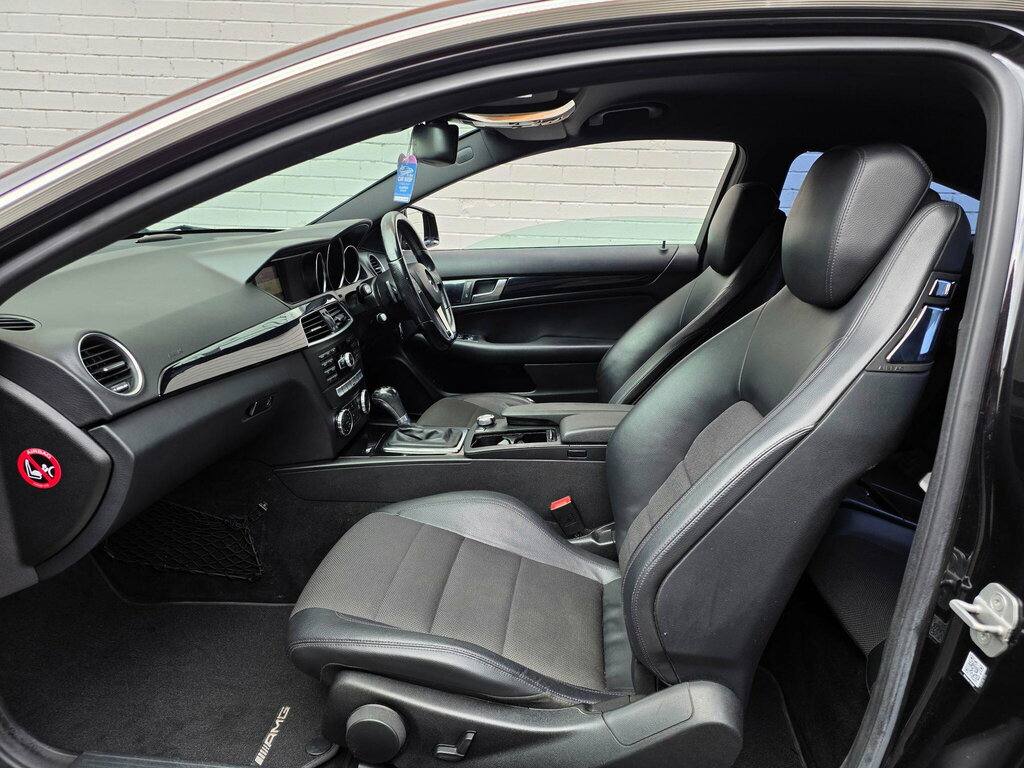 Mercedes-Benz C Class C350 Cdi Blueefficiency Amg Sport Plus Black #24