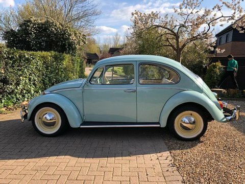 Volkswagen Beetle Saloon Blue #4