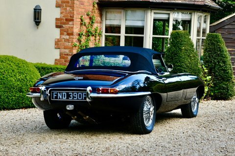 Jaguar E-Type 4.2 Roadster Black #4