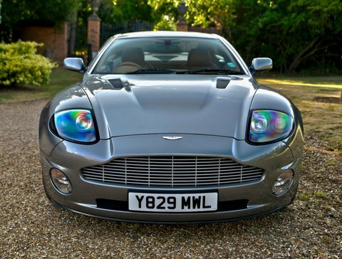 Aston Martin Vanquish 5.9 Coupe Y829MWL Silver