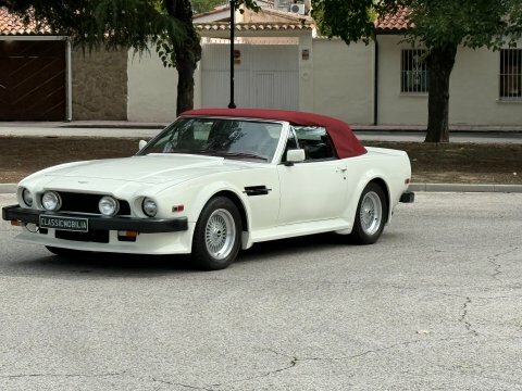 Aston Martin V8 Vantage Volante White